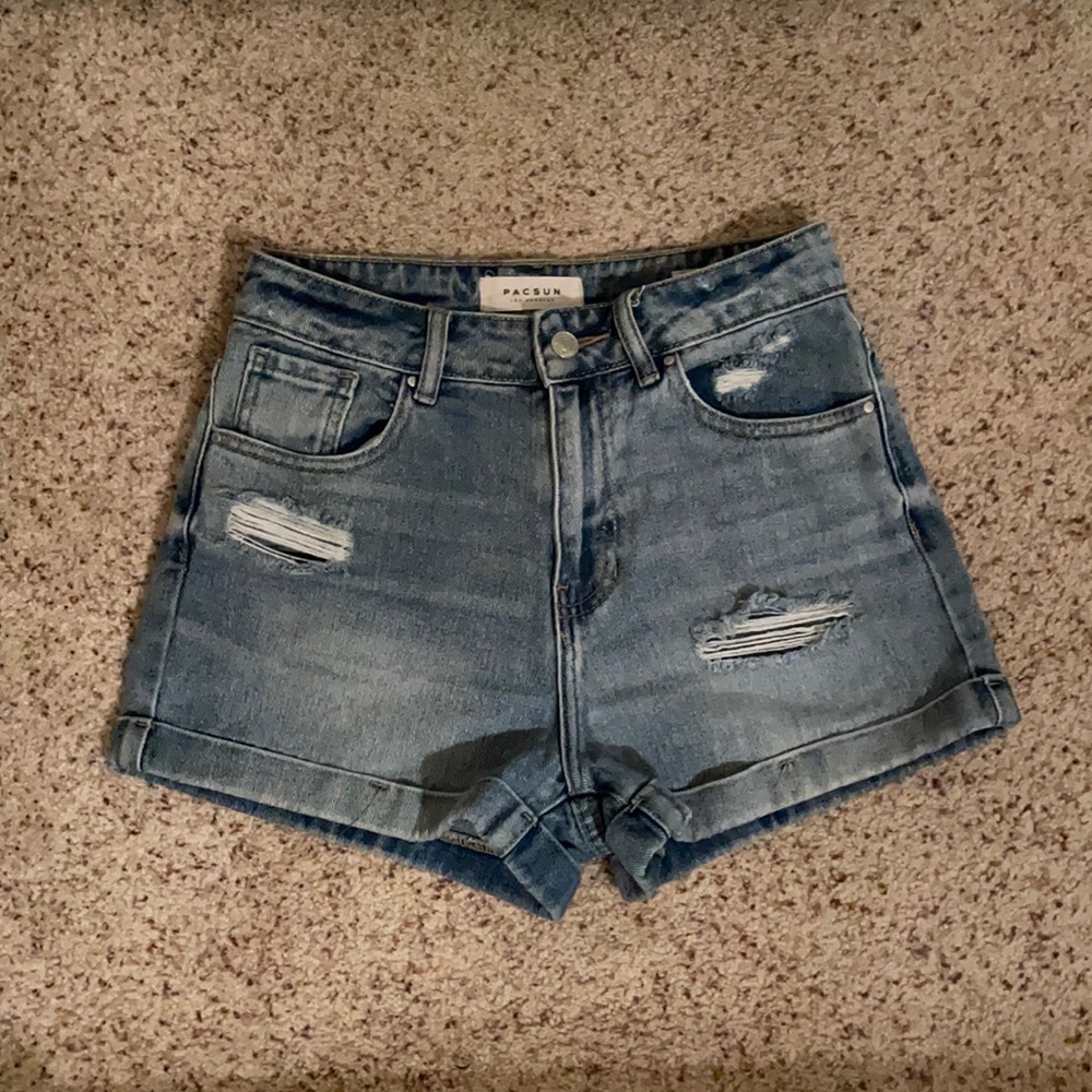 PacSun mom short